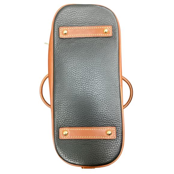 NWOT Dooney & Bourke Satchel Women’s One Size Pebbled Leather Zipper Two Handles - Picture 9 of 11